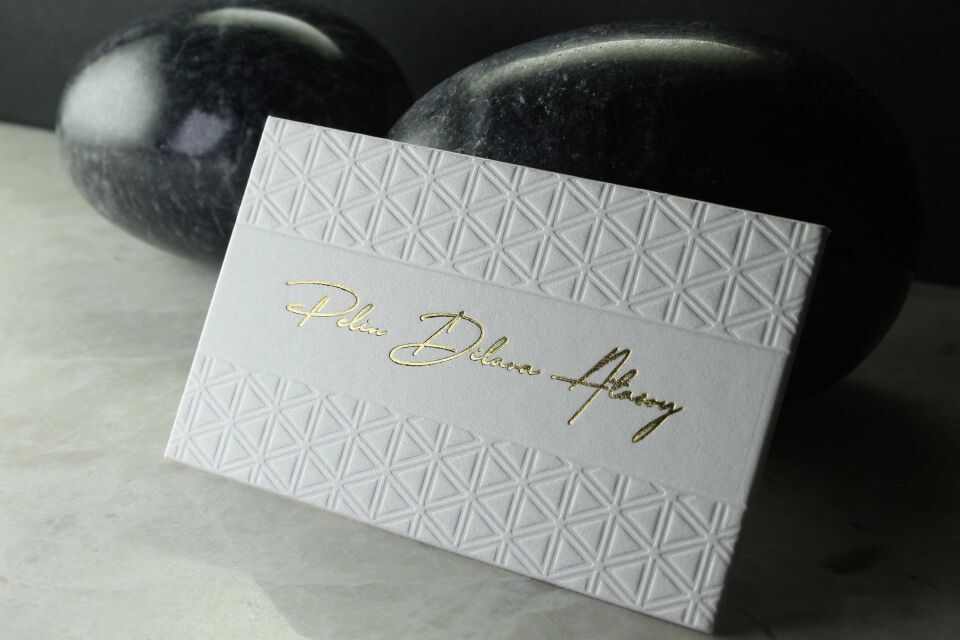 Fantazi Beyaz Kağıt +Yaldız ve Ezma Baskılı +  Dubleks Sıvamalı  500 Adet