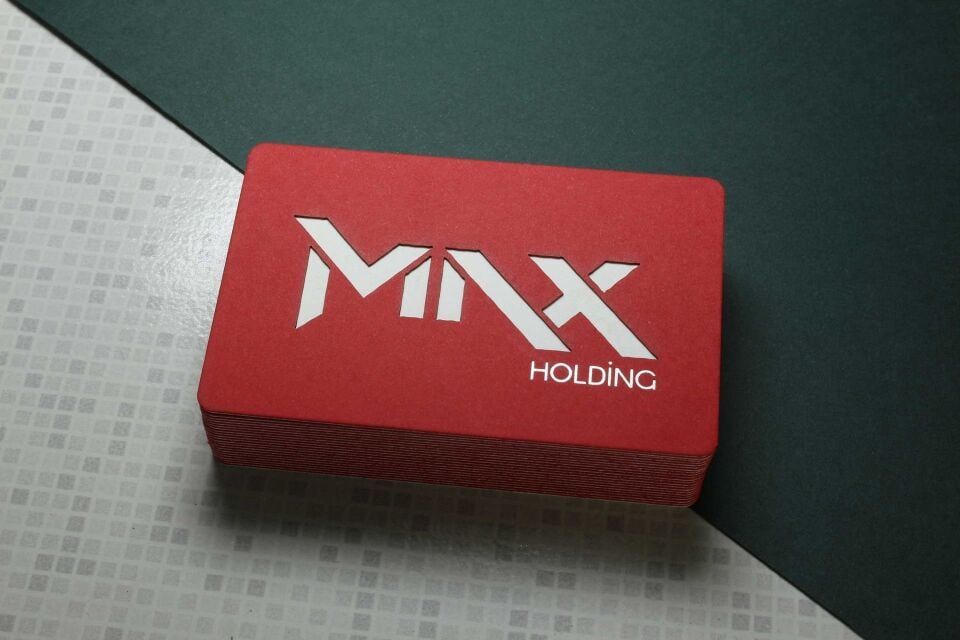 Fantazi Kırmızı +Beyaz Kağıt  Yaldız Baskılı + Renkli Baskılı   Lazer Kesim + Dubleks Sıvamalı  500 Adet