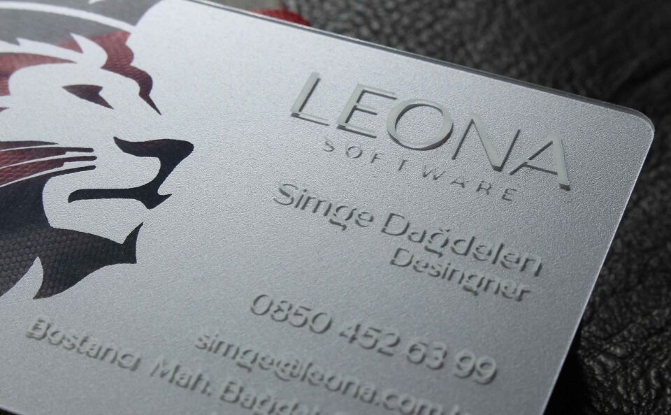 Şeffaf Pvc + Renkli Baskılı + Yaldız Baskı +Kabartma Laklı  500 Adet