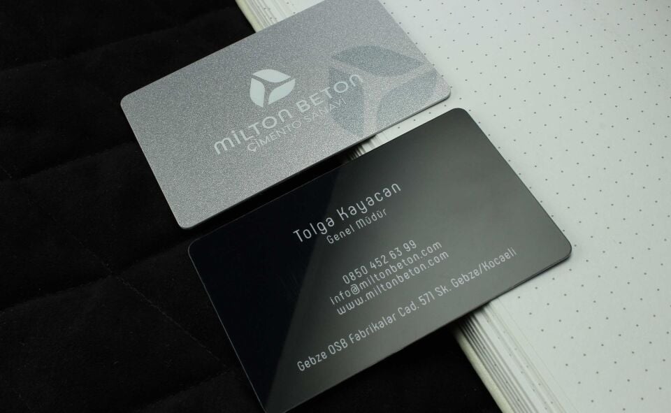 Kalın PVC + Gümüş Simli Yüzey + Yaldız Baskılı + Çift Yönlü + Renkli Baskılıㅤㅤㅤㅤㅤㅤㅤ500 Adet