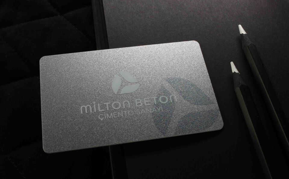 Kalın PVC + Gümüş Simli Yüzey + Yaldız Baskılı + Çift Yönlü + Renkli Baskılıㅤㅤㅤㅤㅤㅤㅤ500 Adet